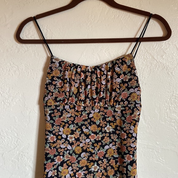 Midi floral dress - Picture 2 of 4